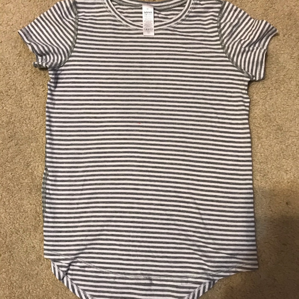 Ivivva t-shirt